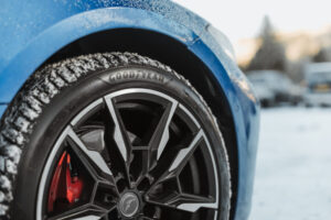 Goodyear UltraGrip Performance 3 – campionă la testele de iarnă ADAC, pentru al doilea an consecutiv. Gama s-a extins la 269 de dimensiuni