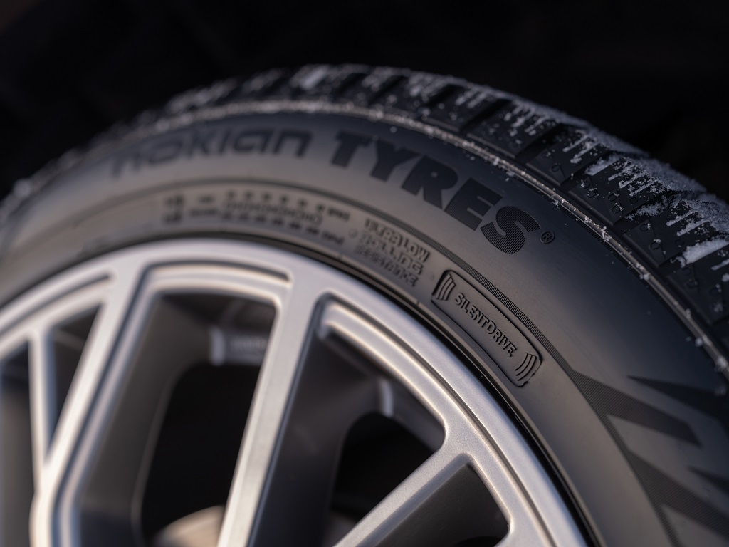 Nokian Tyres este Sponsor Oficial al Campionatelor Mondiale de Hochei pe Gheață IIHF din 2026 și 2027