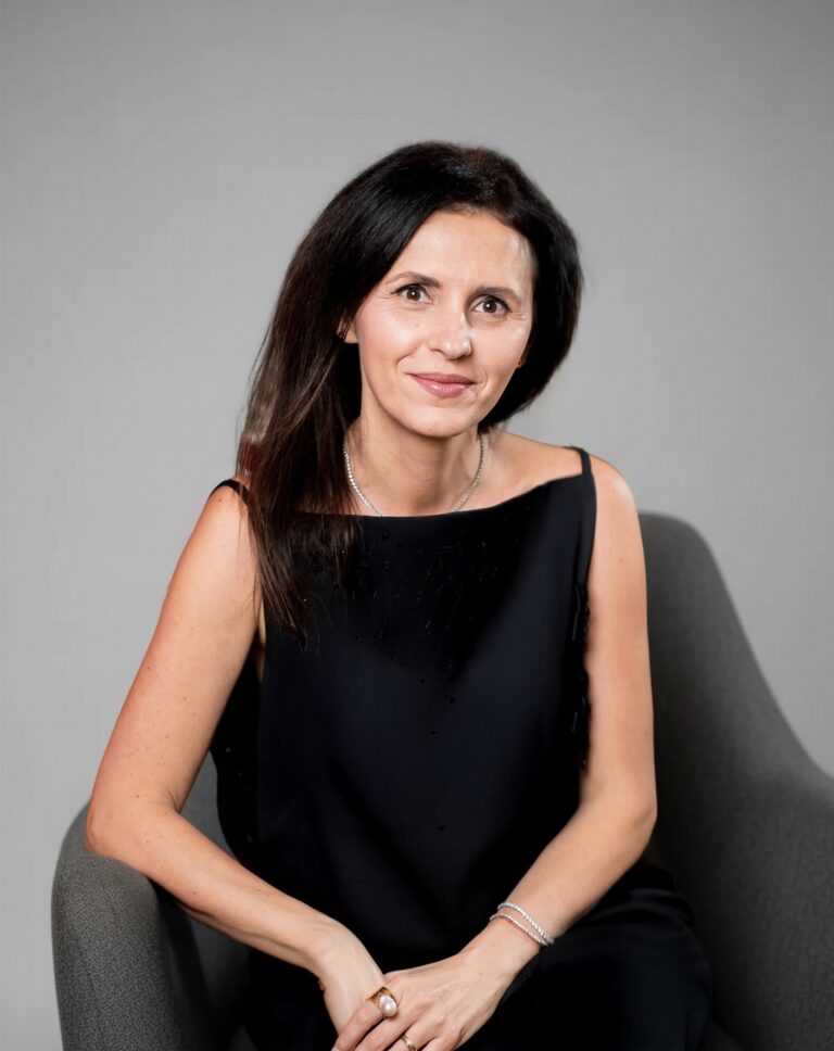 Sondaj eJobs: Peisajul internațional tot mai incert influențează intenția candidaților de a pleca la muncă în străinătate: doar 6,3% au deja un plan stabilit în acest sens pentru 2026. Germania, Olanda, Bulgaria și Grecia sunt primele pe lista de opțiuni. Emiratele Arabe Unite și Ciprul scad în preferințe